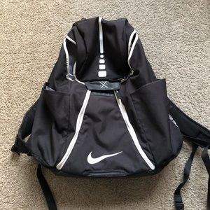 Used Nike Elite Backpack Flaw*